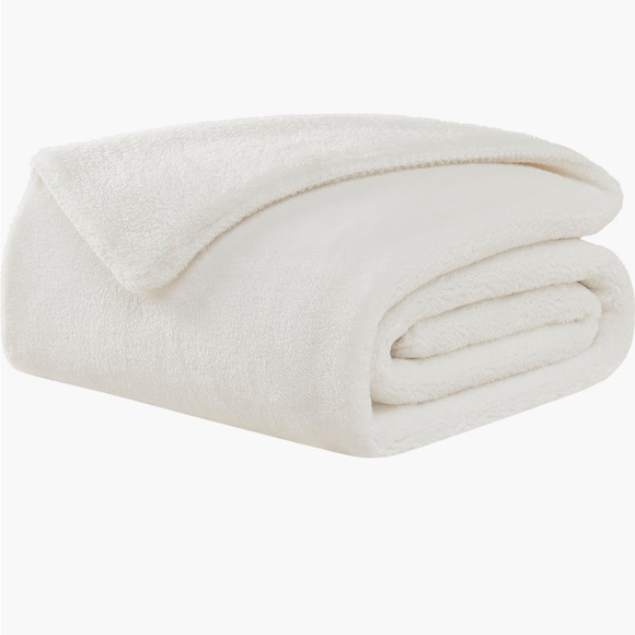UGG Other - UGG NEW Whitecap Plush Throw